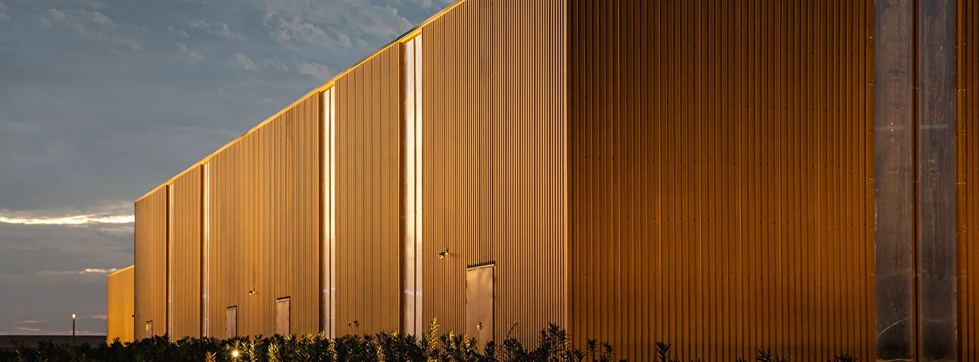 1350x500px-Dakar-Exposition-Centre-D.jpg